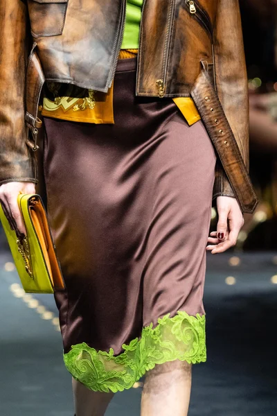 Look 20